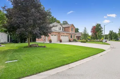 45 Welwood Avenue, Wellesley, On N0b 2t0