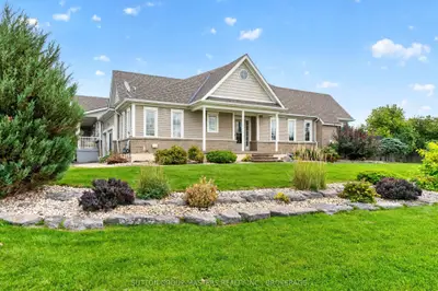 100 Britannia Crescent, Loyalist, On K0h 1g0