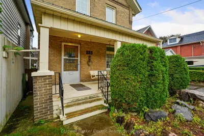 553 Chamberlain Street, Peterborough, On K9j 4l6