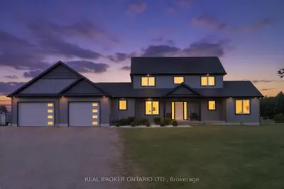 2445 East Quarter Line Road, Norfolk, On N4b 2w4