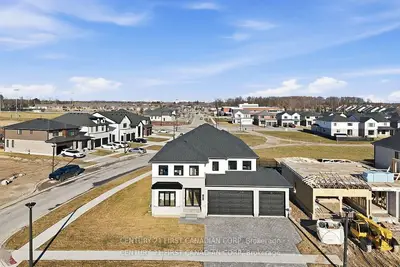 1673 Medway Park Drive, London North, On N6g 3w1