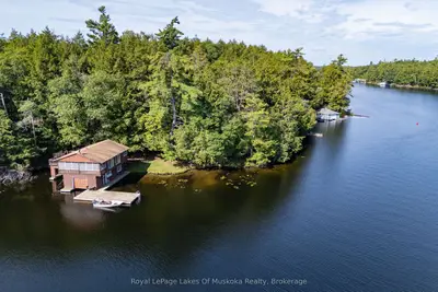 2115 Lake Muskoka, Muskoka Lakes, On P0c 1m0
