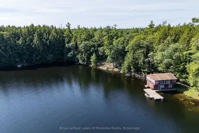 2115 Lake Muskoka, Muskoka Lakes, On P0c 1m0