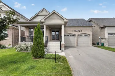 48 Harpin Way E, Centre Wellington, On N1m 0e9