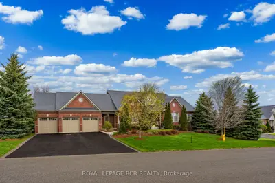 8 Masters Creek Boulevard, Mono, On L9w 6l7