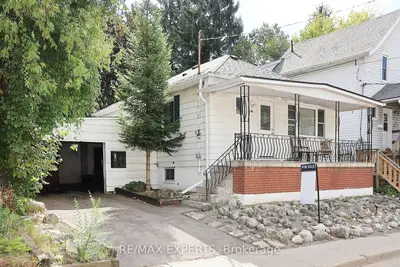 127 Whitney Avenue, Hamilton, On L8s 2g6