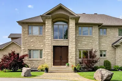 1425 Balmoral Drive, Blossom Park - Airport And Area, On K1v 1h2