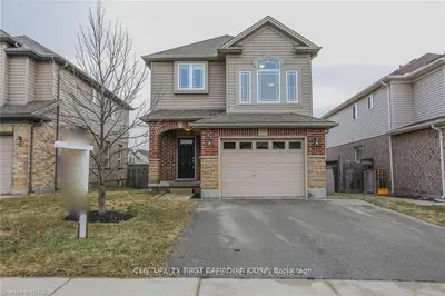 950 Oakcrossing Road Upper, London North, On N6h 0a7