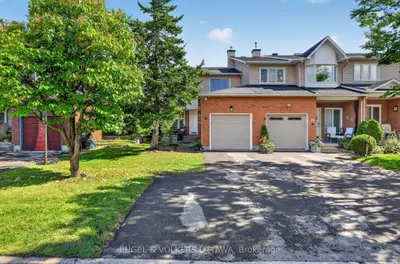 9 Streamwood Lane, Hunt Club - South Keys And Area, On K1t 3r2