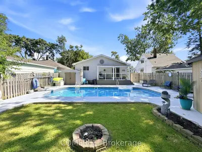 1827 Norman Road, Windsor, On N8t 1r9