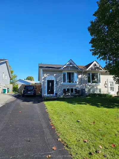 915 Warburton Crescent, Kingston, On K7m 8l3