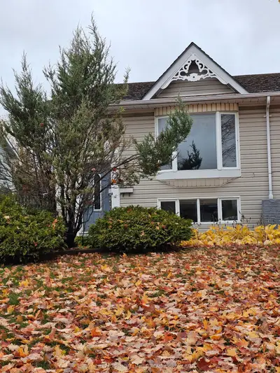 915 Warburton Crescent, Kingston, On K7m 8l3