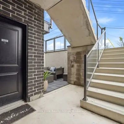6065 Mcleod Road 111, Niagara Falls, On L2g 0z7