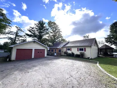 29 Brown Lane, Bancroft, On K0l 1c0