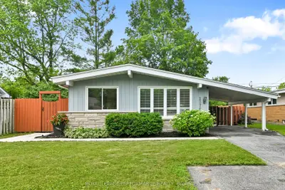 2376 URBANDALE Drive, Elmvale Acres and Area, ON K1G 3G6