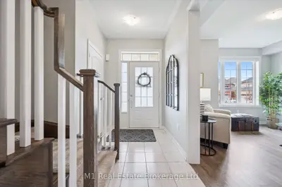 65 Elliot Avenue E 3, Centre Wellington, On N1m 0h6