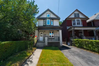 20 Somerset Avenue, Hamilton, On L8l 2l5