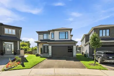 644 Moonflower Crescent, Blossom Park - Airport And Area, On K1t 0x8