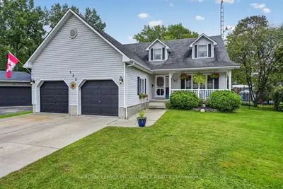 132 KINGSTON Crescent, Prescott, ON K0E 1T0