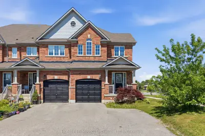 15 Mcphail Place, Hamilton, On L8b 0r5