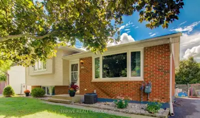 118 SANDALWOOD Crescent, London North, ON N6G 2Z7