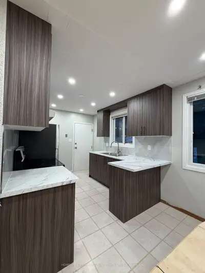 139 Macgregor Crescent Upper Unit,, Waterloo, On N2j 3x2