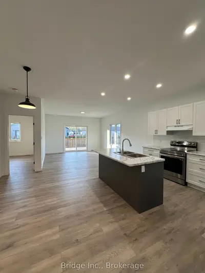 17 Dayton Court, Prince Edward County, On K0k 2t0