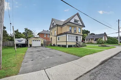 27 Abel Street, Smiths Falls, On K7a 4l9