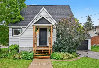 7 Truelove Street, Whitewater Region, On K0j 1k0