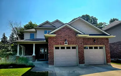 5 Fairfield Drive, Stratford, On N5a 0a5