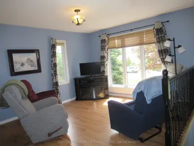 4571 Bath Road, Loyalist, On K7n 1a8