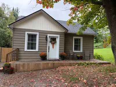 909 Mount Pleasant Road, Cavan Monaghan, On L0a 1c0