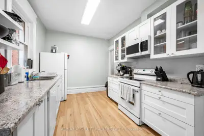 141 Primrose Avenue, West Centre Town, On K1r 6m4