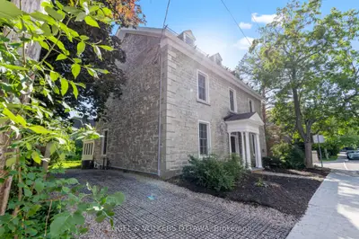 35 Mackay Street, New Edinburgh - Lindenlea, On K1m 2b2