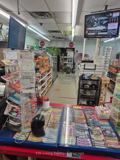472 Queen Street E, St. Marys, On N4x 1b2