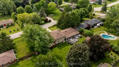 3 Randy Avenue, Mono, On L9w 1z8
