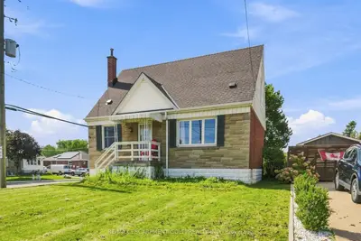 44 Green Meadow Road, Hamilton, On L8t 3j5
