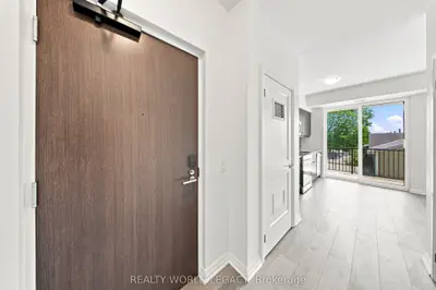 101 Golden Eagle Road 215, Waterloo, On N2v 0h4