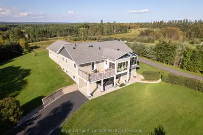 401 Barrie Drive, Thunder Bay, On P7k 0j6