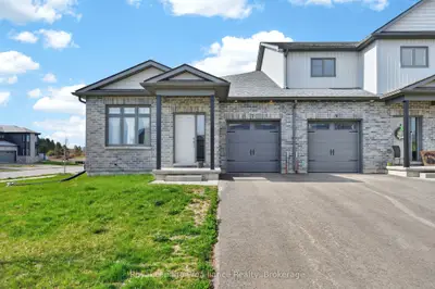 7 Griffin Street, Prince Edward County, On K0k 2t0