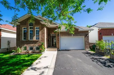 380 Quarry Pond Court, Kingston, On K7k 7l3
