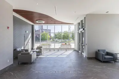 57 Lakeport Road 302, St. Catharines, On L2n 4p6