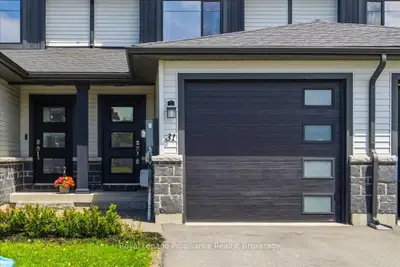 31 Dewal Place, Belleville, On K8p 0h3