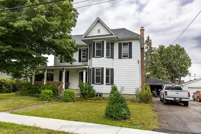 52 Beach Avenue, South Dundas, On K0e 1k0
