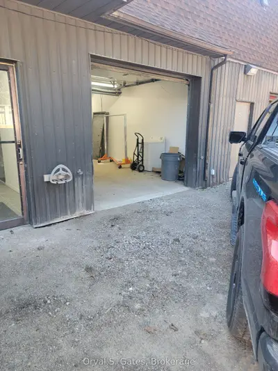 141 Victoria Road S 3, Guelph, On N1e 5p8