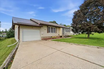 18 Dingman Street, Centre Hastings, On K0k 2k0