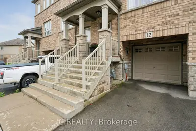 201 Westbank Trail 12, Hamilton, On L8j 0h4