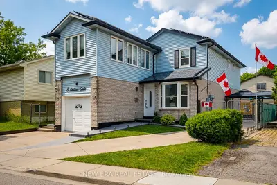 8 Dalton Gate, Hamilton, On L8j 1z4