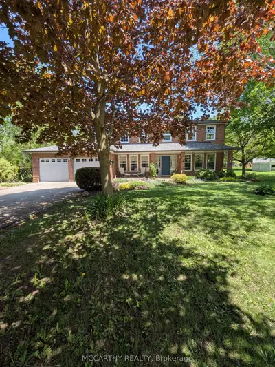 11 Lynda Avenue, Mono, On L9w 1z4