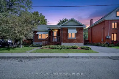 37 Ogden Avenue, Smiths Falls, On K7a 2l7